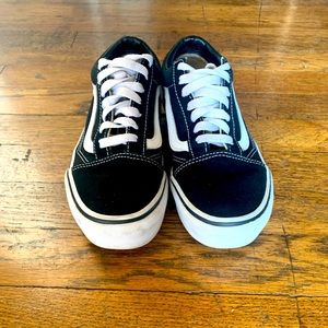 Women’s Platform Vans. Good used condition! Size 5